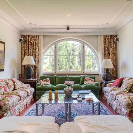 Amplia Villa De Lujo Con Piscina Climatizada Лас-Пальмас-де-Гран-Канария Экстерьер фото