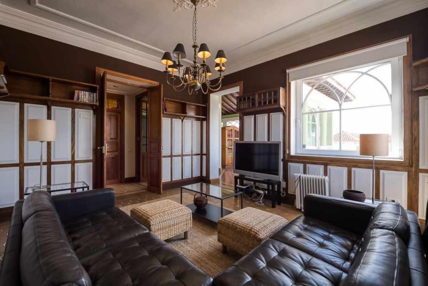 Amplia Villa De Lujo Con Piscina Climatizada Лас-Пальмас-де-Гран-Канария Экстерьер фото